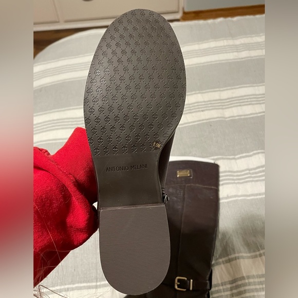 Antonio Melani Leather Boots. - Picture 7 of 9